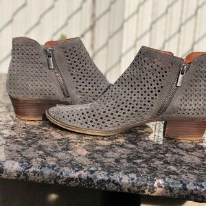 Lucky Brand ankle boots Size 8